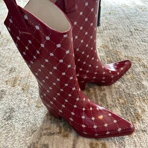 Elegant Burgundy Patterned Heeled Boots